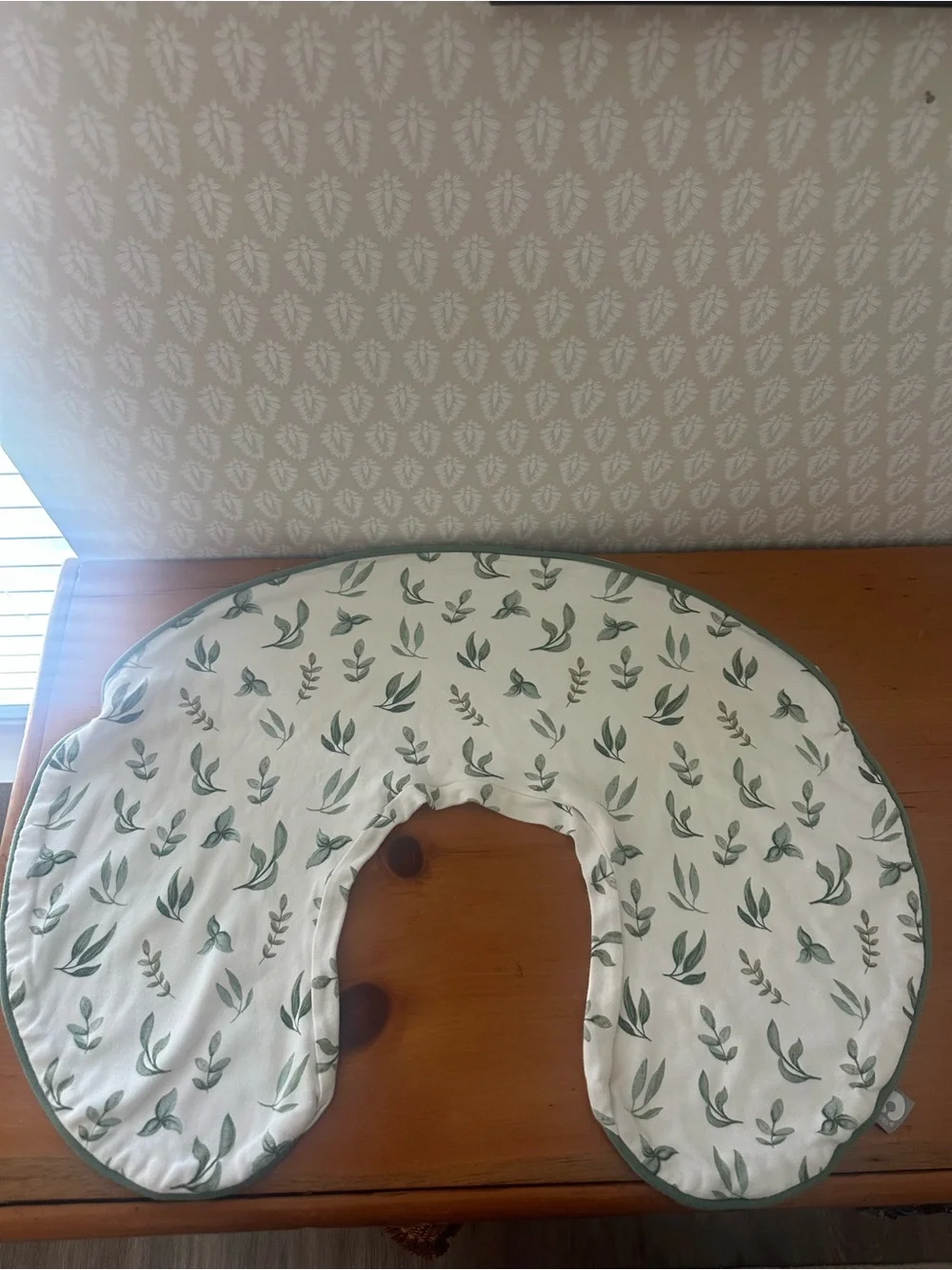 Boppy Nursing Pillow Organic Cotton Cover- Green Leaves